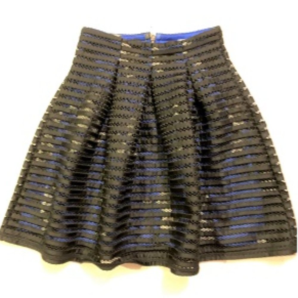 Xhilaration Lace Skirt Girls